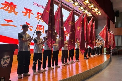 一“甪”播报‖征途如虹，笃行致远——高三年级学生的拼搏与风采印记